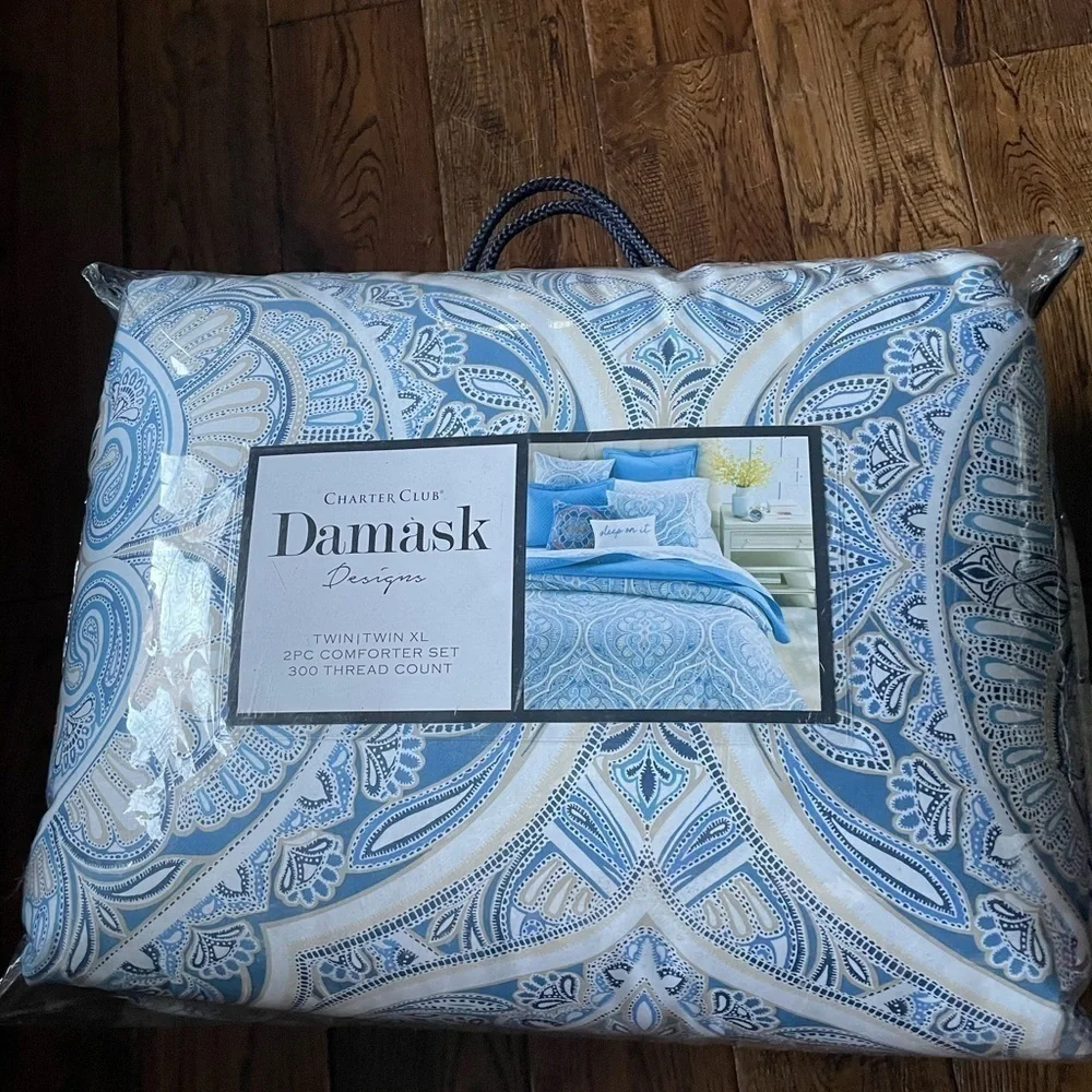 NWT CHARTER CLUB DAMASK Designs Twin/TwinXL 2PC Comforter Set